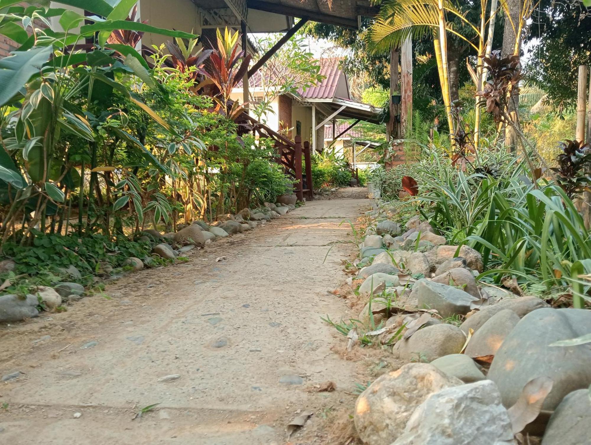 Vangvieng Ruby'Homestay Vang Vieng Exterior foto